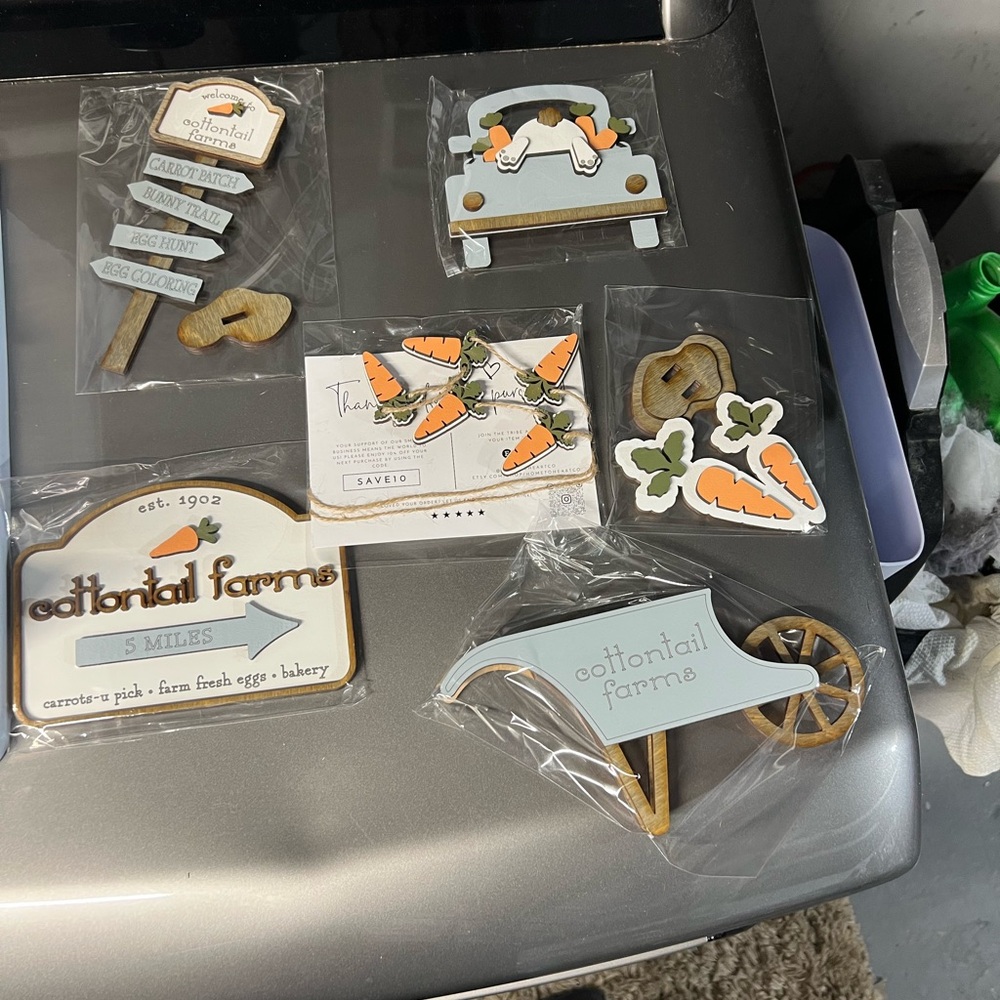 Home Party Supplies Set